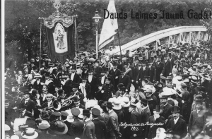 Jelgavas Latviešu biedrība svētku gājienā 1912.gadā Jelgavas Latviešu biedrība svētku gājienā 1912.gadā